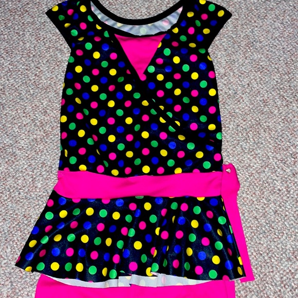 NWT! Girls Dance/Gymnastics Performance Outfit - Picture 2 of 4